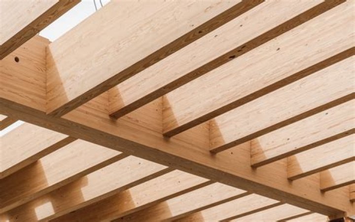 Can you stain a glulam?